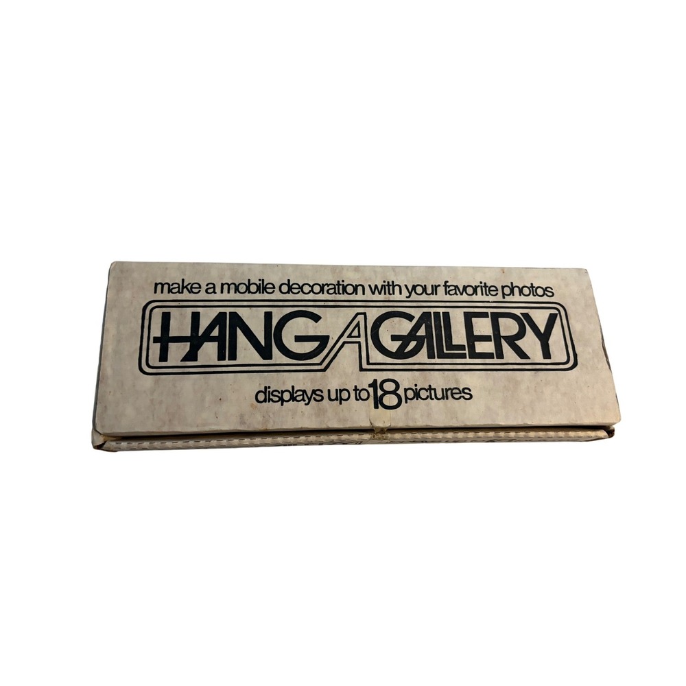 Hang-A-Gallery Photo Mobile Kit Vintage 1977 Retro Decor White Displays 18 Photo
